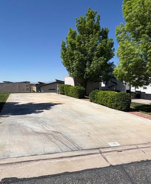 98 Lava Rd, Hurricane, UT, 84737-3466 | Card Image