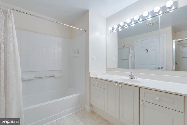 APT-409 - 3100 N Leisure World Blvd, Condo with 2 bedrooms, 2 bathrooms and null parking in SILVER SPRING MD | Image 26