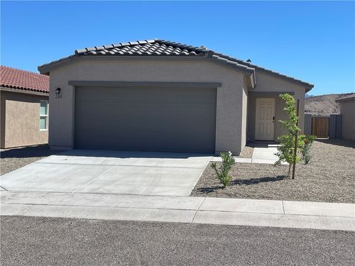 2345 Tapatio Dr, Bullhead City, AZ, 86442-1102 | Card Image
