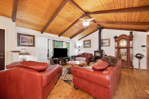 5520 Begonia Drive, Pollock Pines, CA, 95726 | Card Image