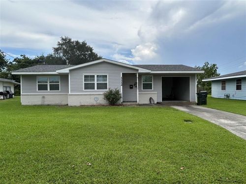 1112 Sunset Dr, Lake Charles, LA, 70607-3628 | Card Image