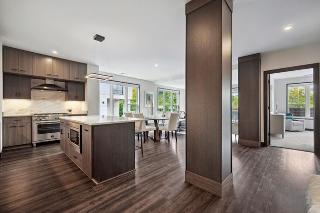 Fully Furnished Rental | Image 9