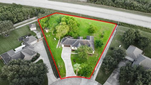 645 Westwood Cir, La Marque, TX, 77568-2001 | Card Image