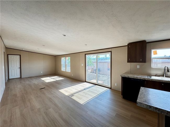 Kitchen | Image 14
