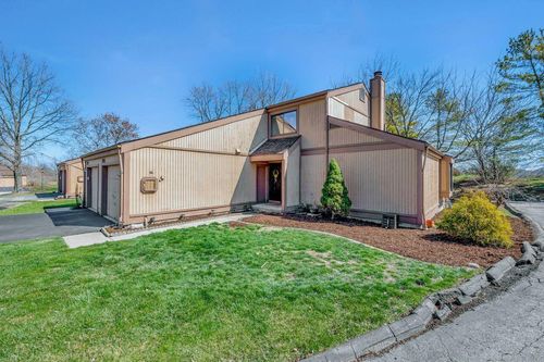 345 Walnut Ln, Mason, OH, 45040-2012 | Card Image