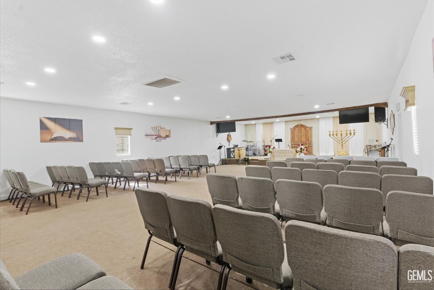 Commercial Sale in Arvin 5