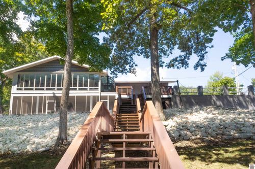 512 Magnolia Ct, Kuttawa, KY, 42055-6267 | Card Image