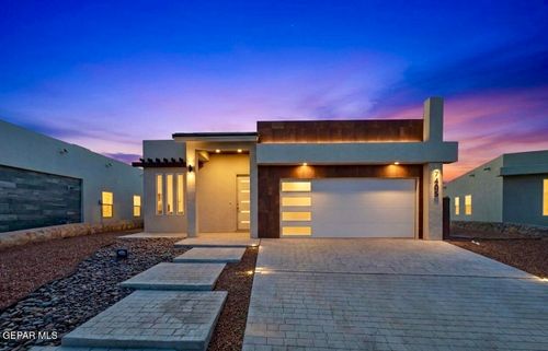 7405 Norte Mesa Ln, El Paso, TX, 79934-5517 | Card Image