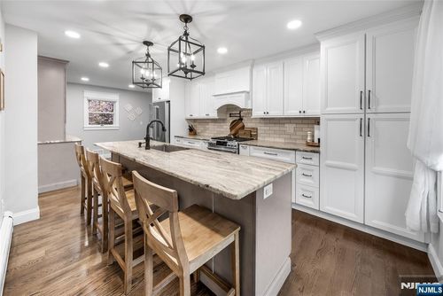 34 Cameron Ave, Pompton Plains, NJ, 07444-2005 | Card Image