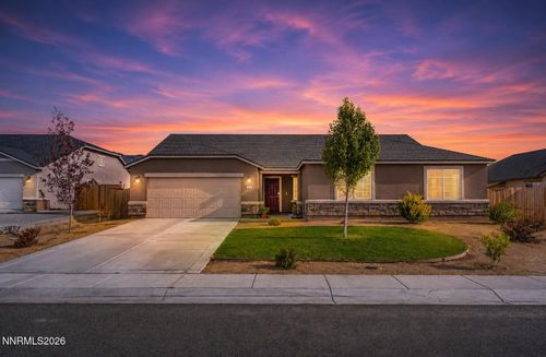 572 Pine Creek Cir, Dayton, NV, 89403-7808 | Card Image