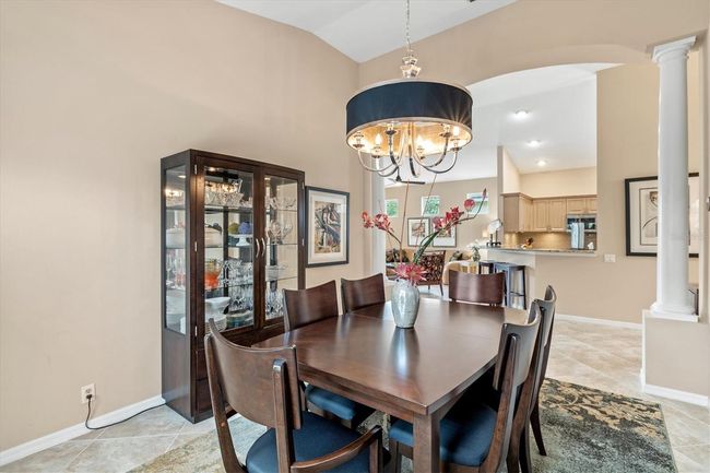 7327 Kensington Ct, House other with 2 bedrooms, 2 bathrooms and null parking in UNIVERSITY PARK FL | Image 8