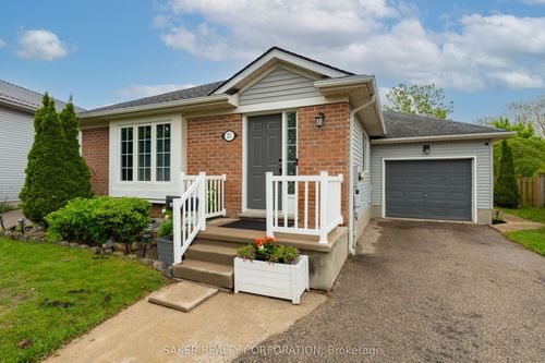21 Erin Crt, Aylmer, ON, N5H3G6 | Card Image