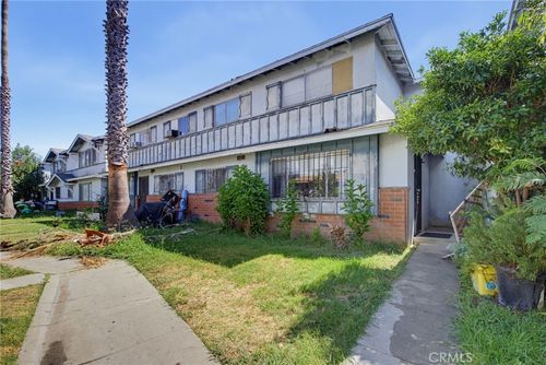 13 Paradise Vly S, Carson, CA, 90745-5651 | Card Image
