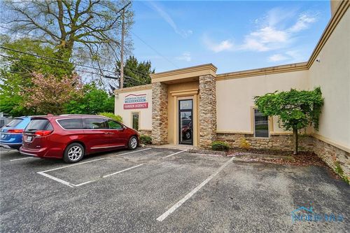 319 W Crawford St, Findlay, OH, 45840-3205 | Card Image