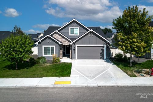 10342 Ryan Peak Dr, Nampa, ID, 83687-8138 | Card Image
