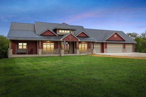 28788 County Road G26, Columbus Junction, IA, 52738-8923 | Card Image