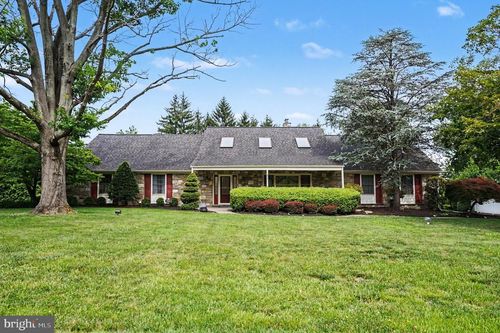 3015 Oak Dr, NORRISTOWN, PA, 19401-1542 | Card Image