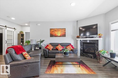 6519 46 St, Wetaskiwin, AB, T9A1Y5 | Card Image