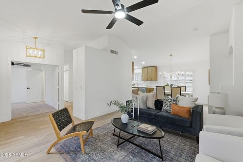 4716 E Lone Cactus Dr, Phoenix, AZ, 85050-6160 | Card Image