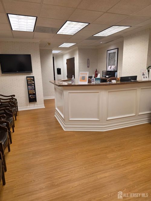 507-2 State Route 27, Edison, NJ, 08820-3961 | Card Image