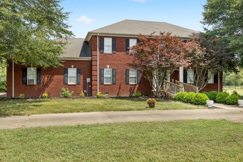 33 Bishop Rd, Lawrenceburg, TN, 38464-6221 | Card Image