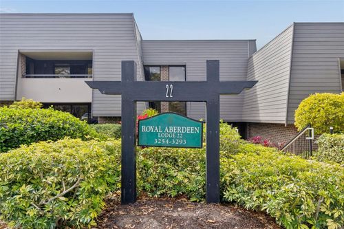 22-207-36750 Us Highway 19 N, PALM HARBOR, FL, 34684-1239 | Card Image