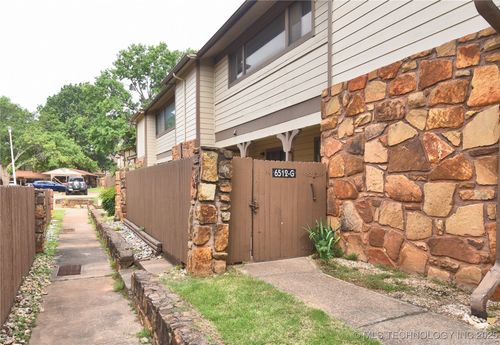 18g-6512 S Memorial Dr, Tulsa, OK, 74133-3877 | Card Image