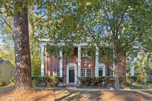 1076 Avondale St, Jackson, MS, 39216-3512 | Card Image