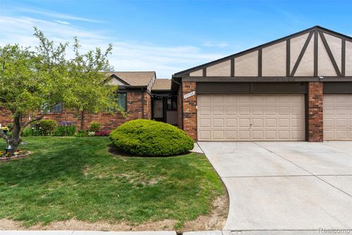 29588 Sycamore Dr, Warren, MI, 48092-4645 | Card Image