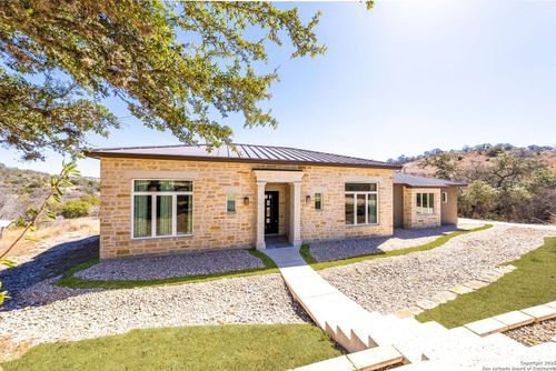 165 Antler Falls Run, Comfort, TX, 78013-5526 | Card Image