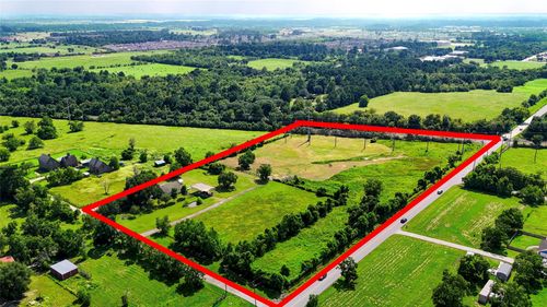 922 Agg Rd, Tomball, TX, 77375-6862 | Card Image