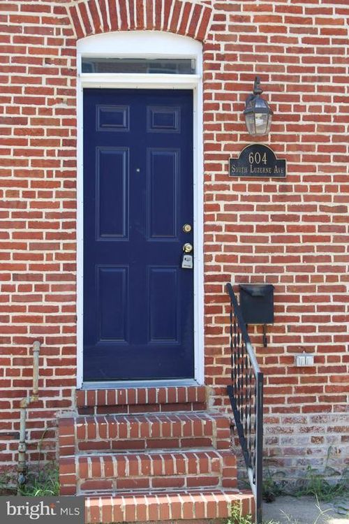 604 S Luzerne Ave, BALTIMORE, MD, 21224-3717 | Card Image