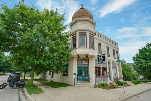 480 W Grand Ave, Port Washington, WI, 53074-2142 | Card Image