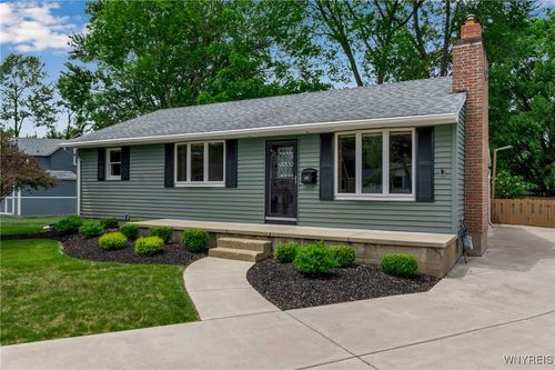 452 Woodward Ave, North Tonawanda, NY, 14120-2804 | Card Image
