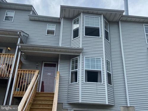 153 Pendragon Way, MANTUA, NJ, 08051-2233 | Card Image