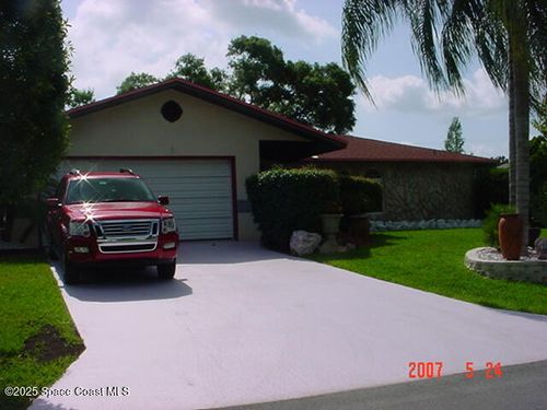 241 Velvet Ave Ne, PALM BAY, FL, 32907-2234 | Card Image