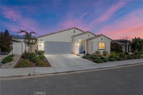 1626 Easton Ln, Beaumont, CA, 92223-3368 | Card Image