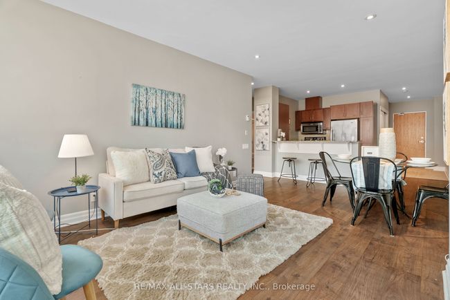 314 - 44 Bond St W, Condo with 2 bedrooms, 2 bathrooms and null parking in Oshawa ON | Image 8