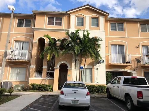 103-7060 Nw 177th St, Hialeah, FL, 33015-6252 | Card Image