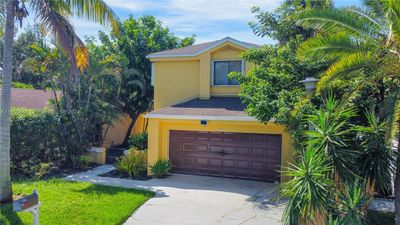 3620 Nw 20th St, House other with 3 bedrooms, 2 bathrooms and null parking in Coconut Creek FL | Image 2