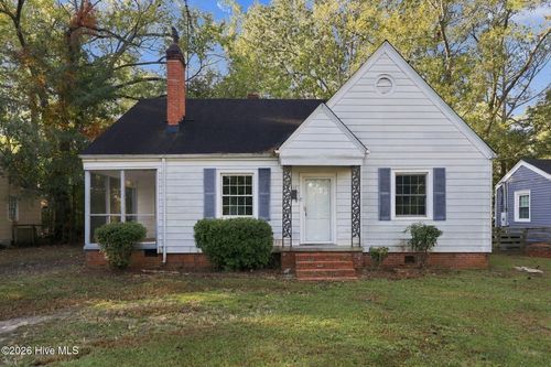 102 Park Dr, Greenville, NC, 27858-1323 | Card Image
