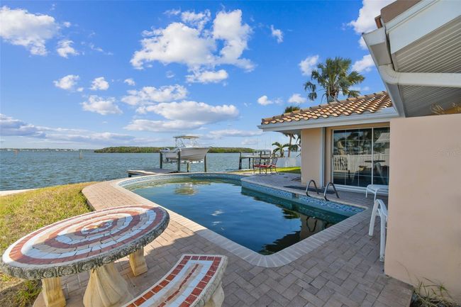 529 Johns Pass Ave, House other with 4 bedrooms, 2 bathrooms and null parking in MADEIRA BEACH FL | Image 7