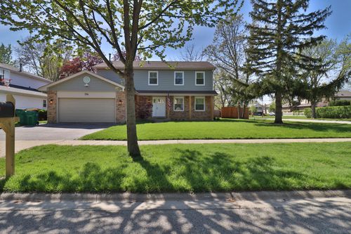 554 Briarwood Dr, Wheeling, IL, 60090-5567 | Card Image