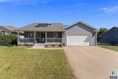 2612 E Sunrise Ct Court, Brandon, SD, 57005 | Card Image