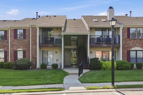 195 English Pl, Basking Ridge, NJ, 07920-2739 | Card Image