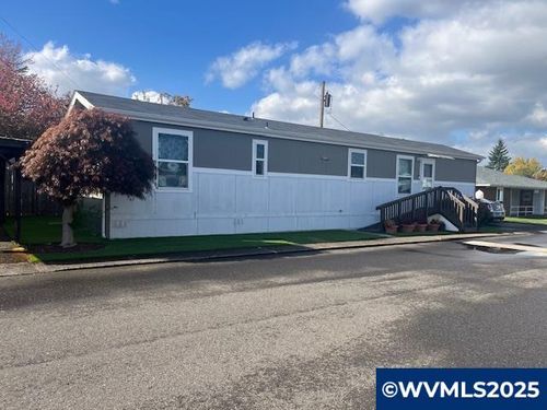 unit-43-16901 Se Division St, Portland, OR, 97236-1480 | Card Image