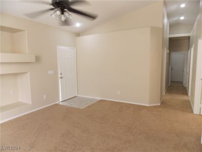 9582 Ensworth Street, House other with 3 bedrooms, 2 bathrooms and null parking in Las Vegas NV | Image 2