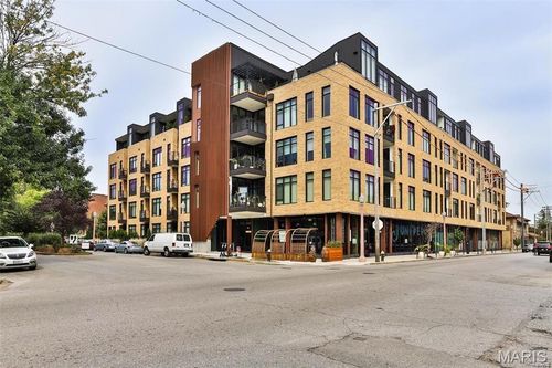403-4101 Laclede Ave, Saint Louis, MO, 63108-3049 | Card Image