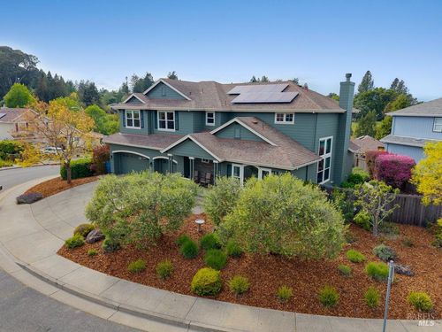 7580 Meadowlark Dr, Sebastopol, CA, 95472-4434 | Card Image