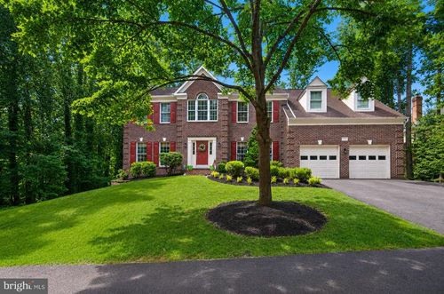 7919 Bracksford Ct, FAIRFAX STATION, VA, 22039-3164 | Card Image